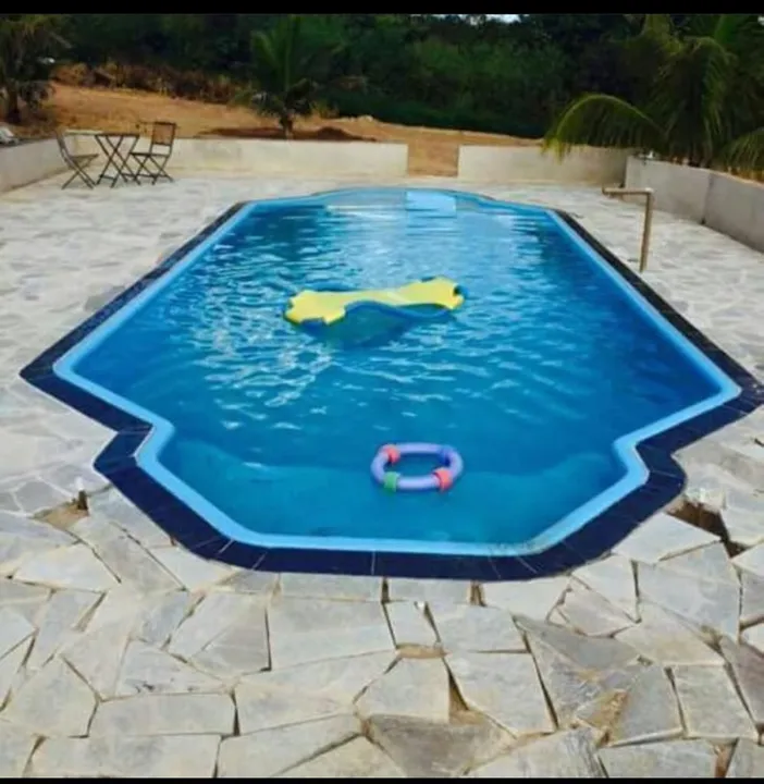 Piscina 10 mts com hidráulico e elétrico incluso