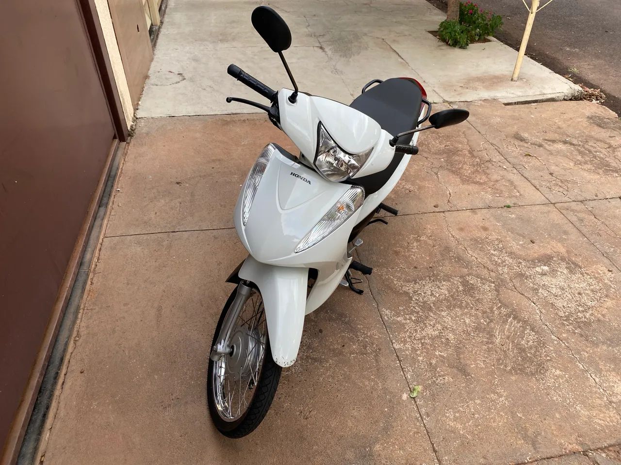 Vende-se biz 2017 110 cilindradas - Foto 5