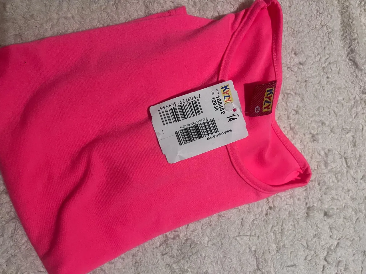 Blusa Kyly tamanho 14