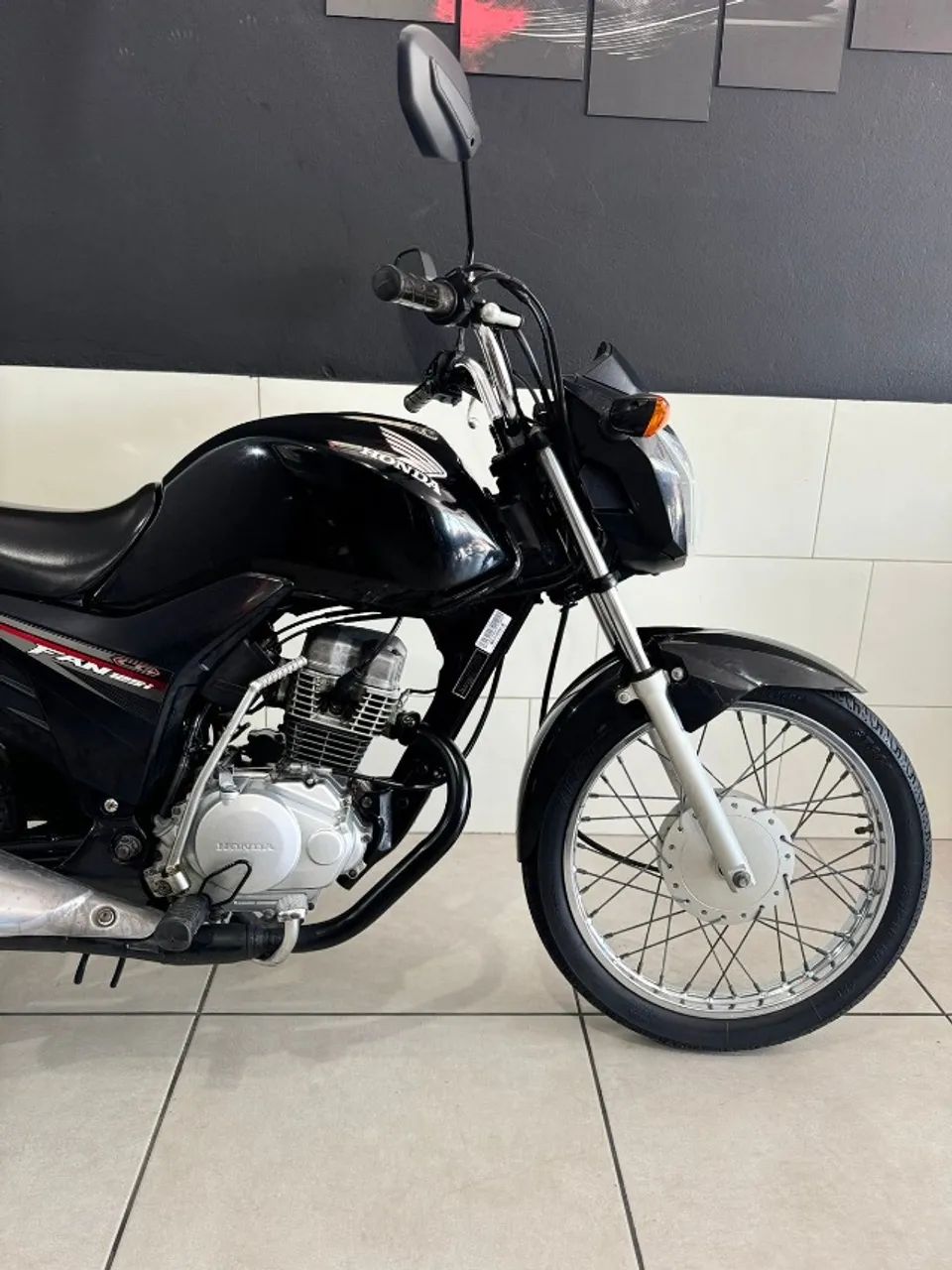 Fan 125 i KS / Impecável / Unico Dono / Pneus Novos  - Foto 4