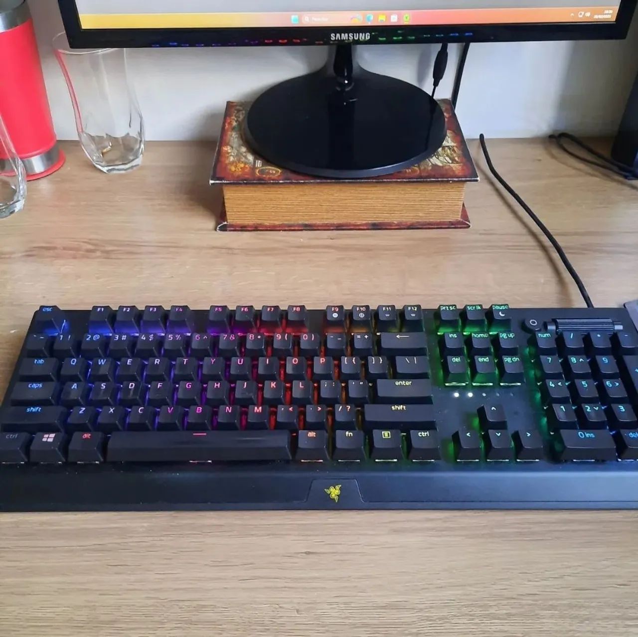 Teclado Razer Blackwidow V3 - Foto 2