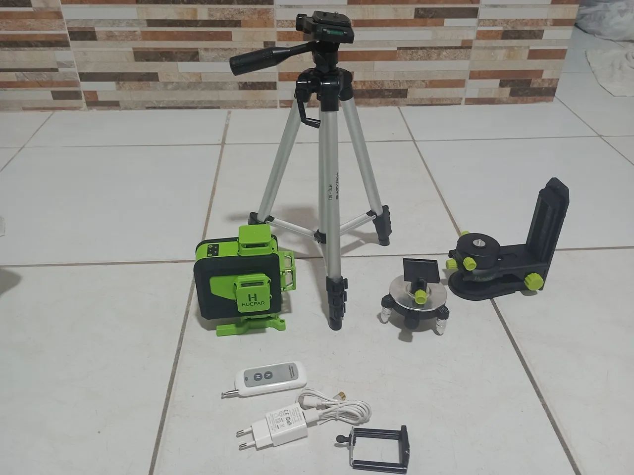 Nível a laser 16 linhas.