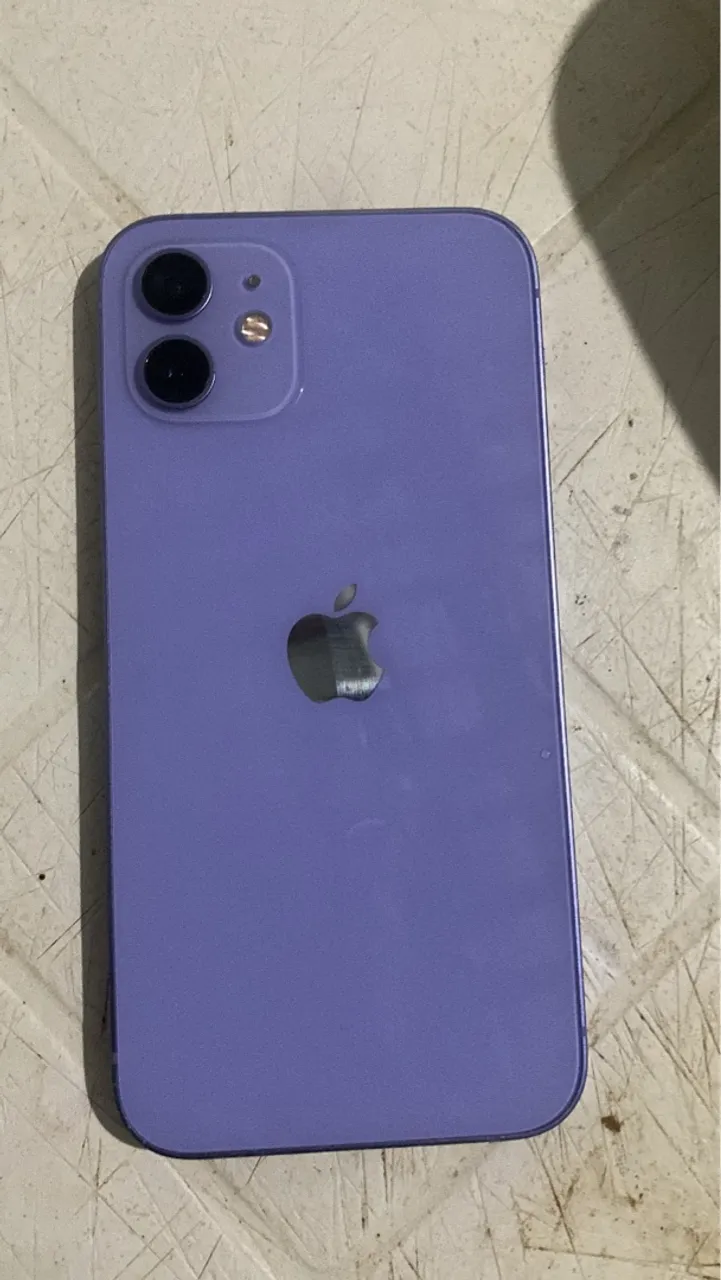 iPhone 12 Roxo - 64GB