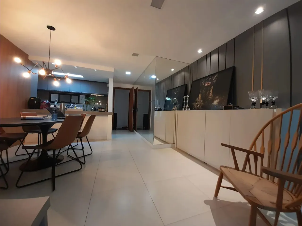 Apartamento Vera Arruda, nascente, reformado mobília alto padrão, 3 quartos, Stela Maris