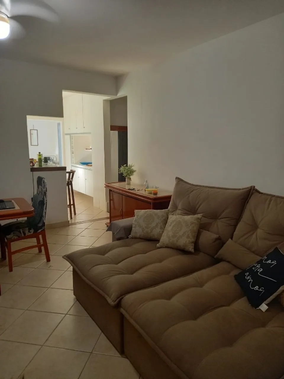 Confortável e Equipada Casa - Araruama - 3 Suítes - Condomínio Fechado - Acesso à Lagoa