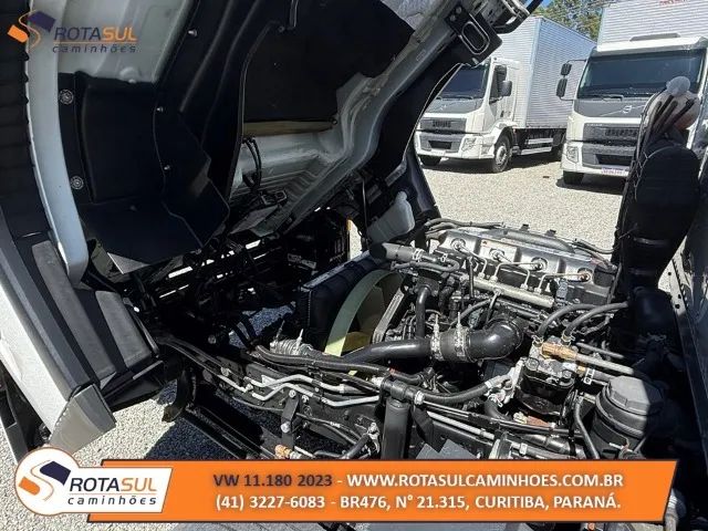 VW 11.180 2023 Baú 6,50m - Foto 11