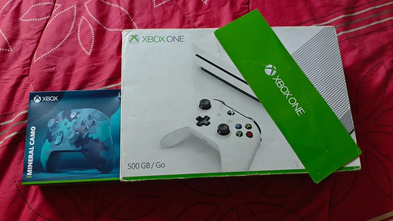 Xbox One 500GB + Controle Series S Mineral Camo