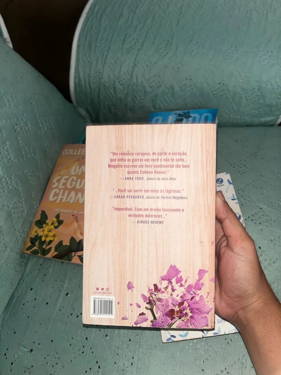 É Assim que Acaba - Colleen Hoover - Foto 4