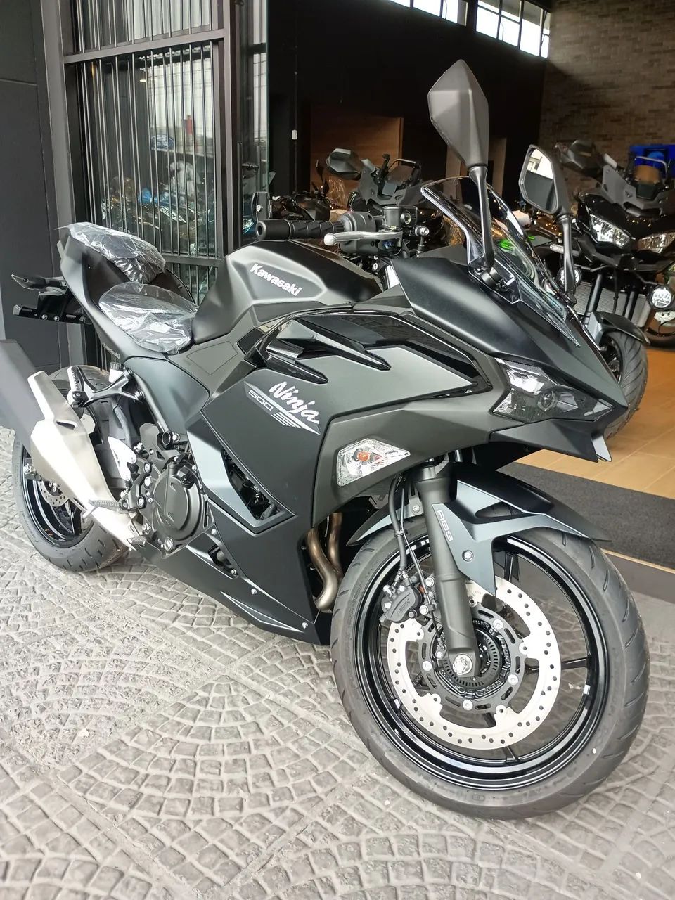 Kawasaki 300 2026 - 1469464533 | OLX