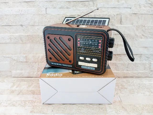 Rádio Portátil Bluetooth Painel Solar com Lanterna FM USB TF - Foto 2