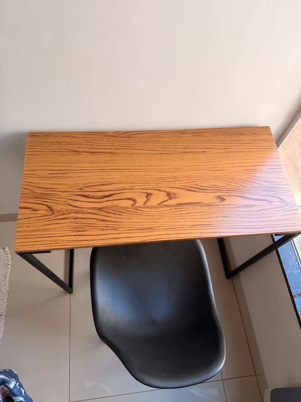 VENDO JOGO MESA ESCRITÓRIO COM CADEIRA  - Foto 3