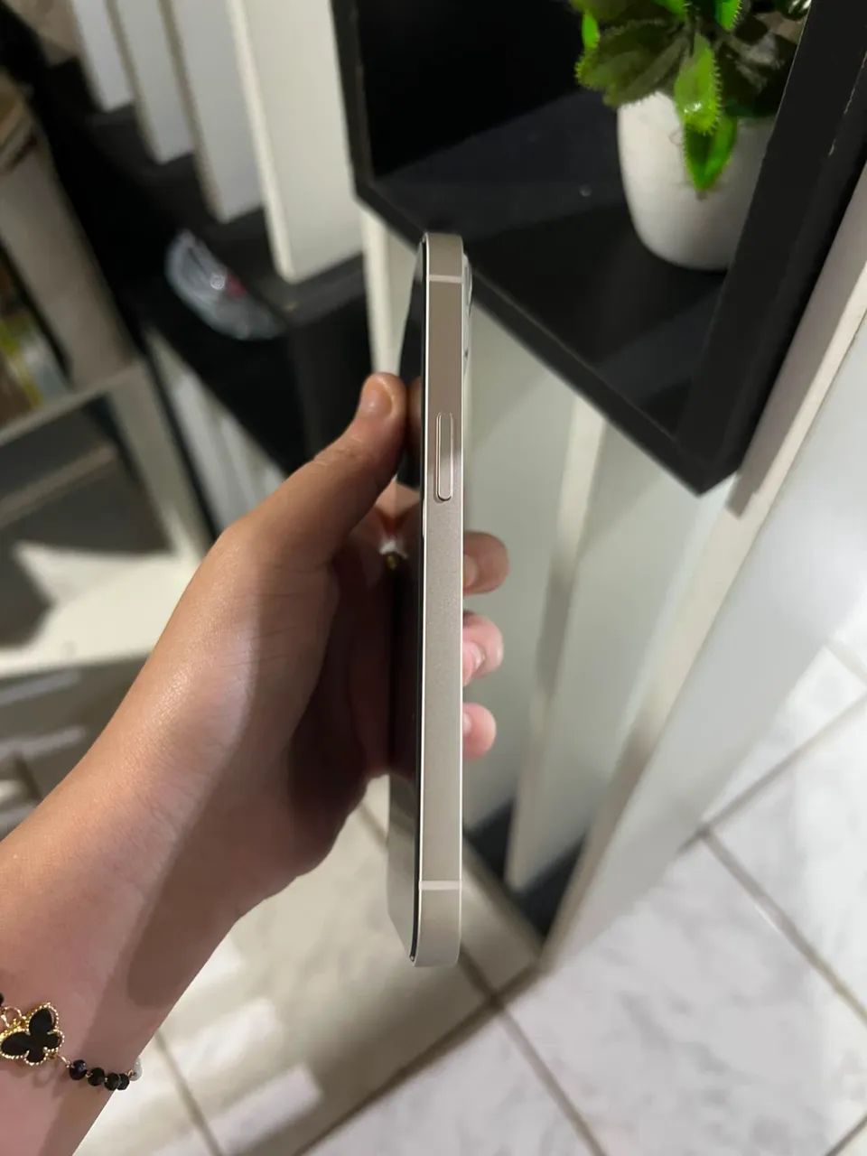Estou vendendo um iPhone 13 128gb