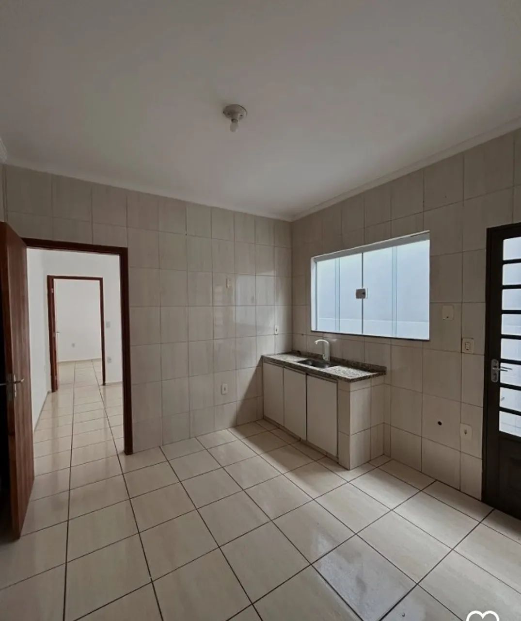 Casa com 2 Quartos Rua Alberto Teixeira da Cunha