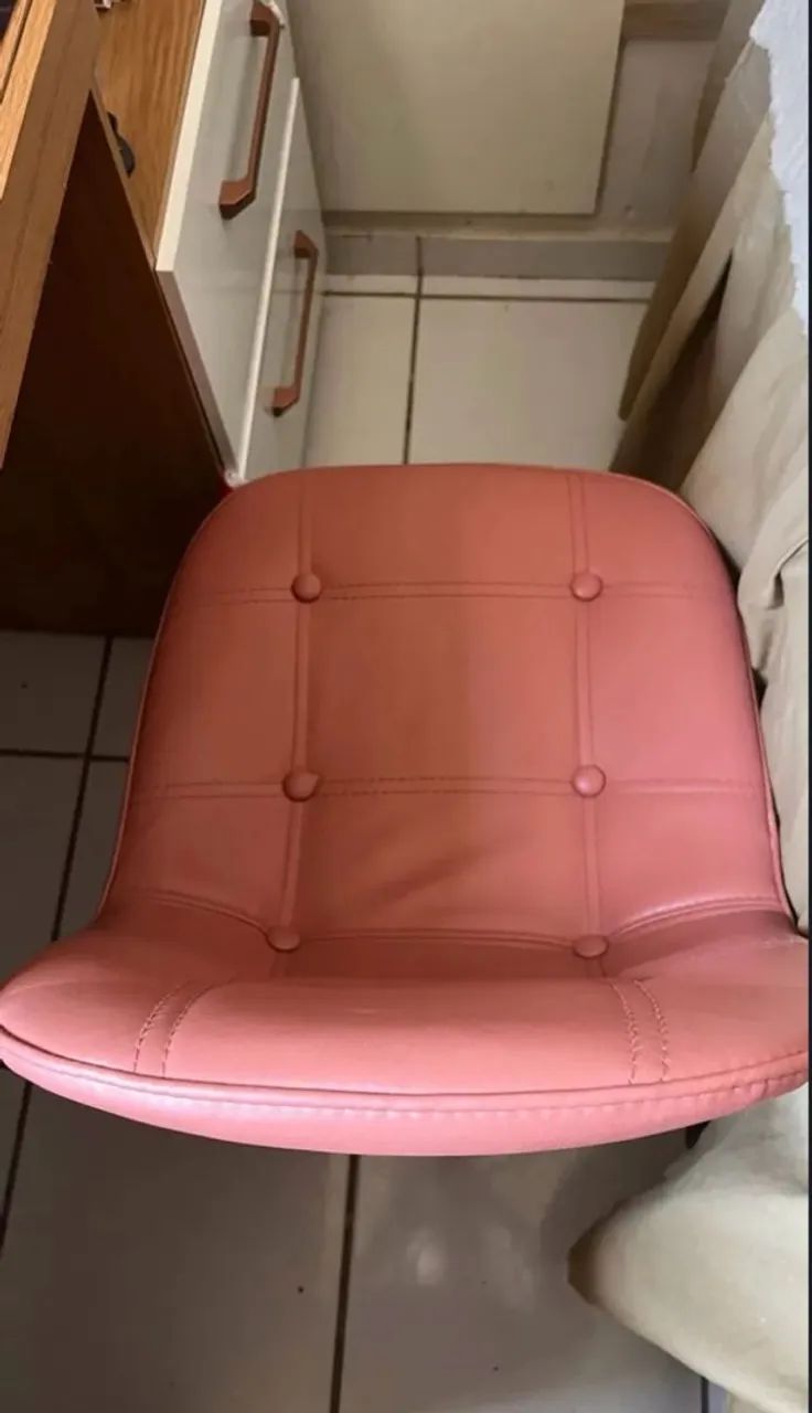 Cadeira rosa estofada - Foto 3