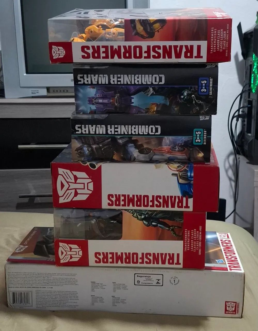 LOTE COM 6 ACTION FIGURES TRANSFORMES EM EXCELENTE ESTADO DE CONSERVAÇÃO.  - Foto 2