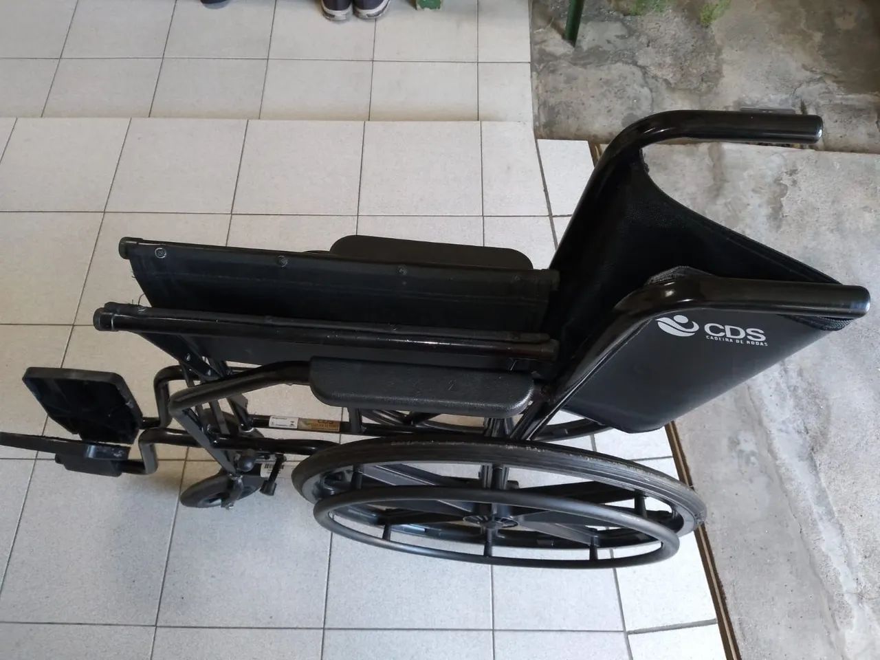Cadeira de rodas - Foto 4