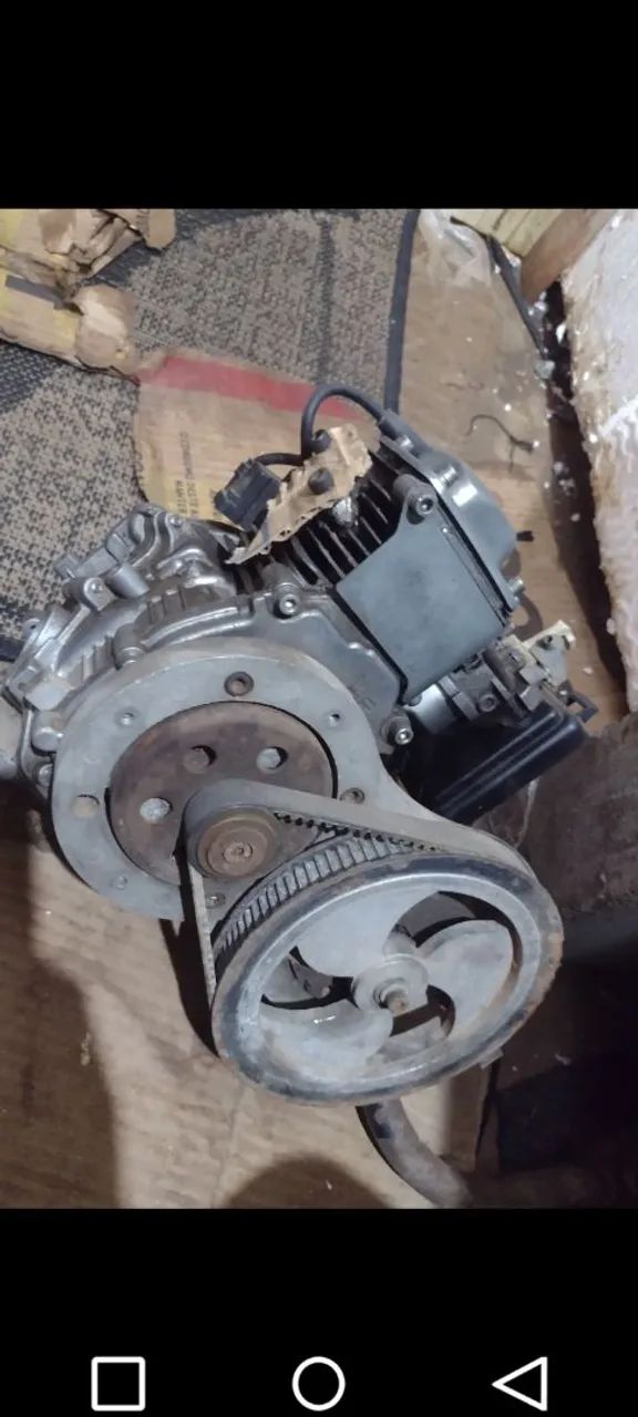 Motor com embreagem 