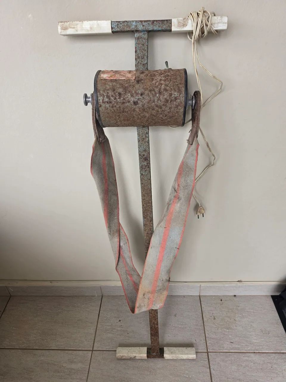 Modelador de cintura funcionando (antiguidade)