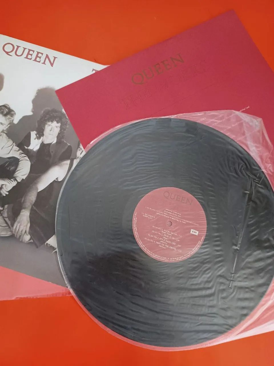 Disco de Vinil Lp Queen The Works  - Foto 4