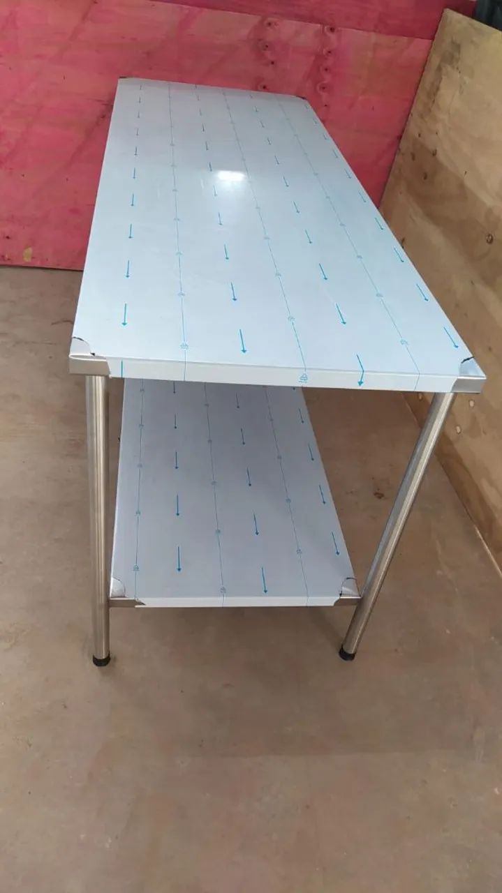 Mesa inox na promoção 