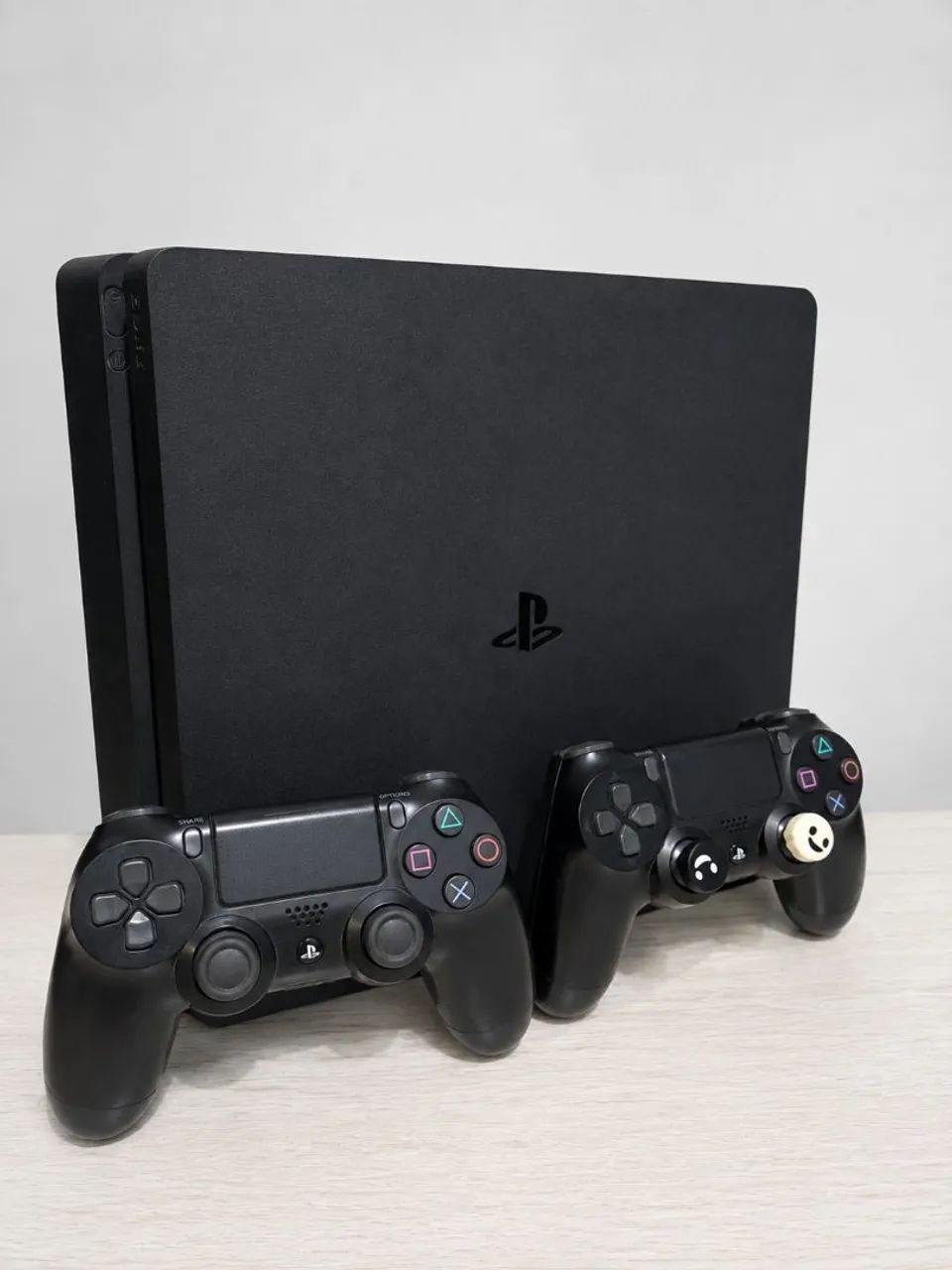 Ps4 500gb + gta V