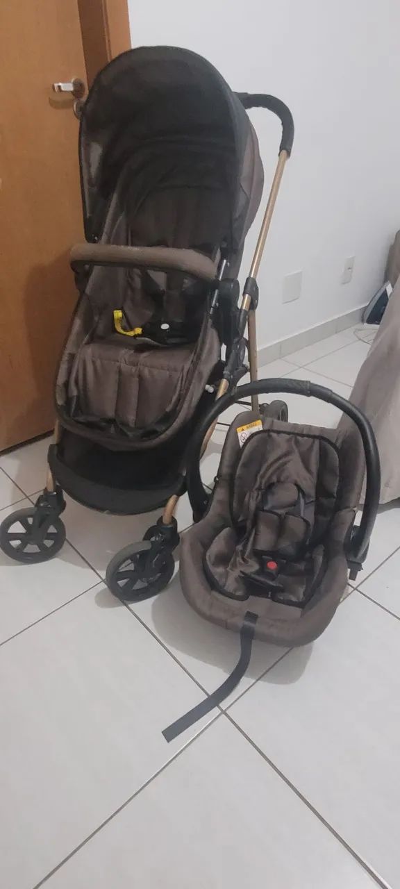 Carrinho de bb + bb conforto galzerano