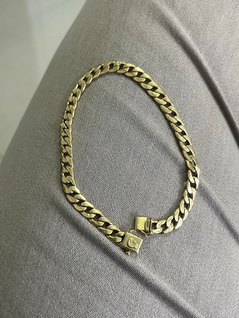 Pulseira Oca de Ouro 18k 