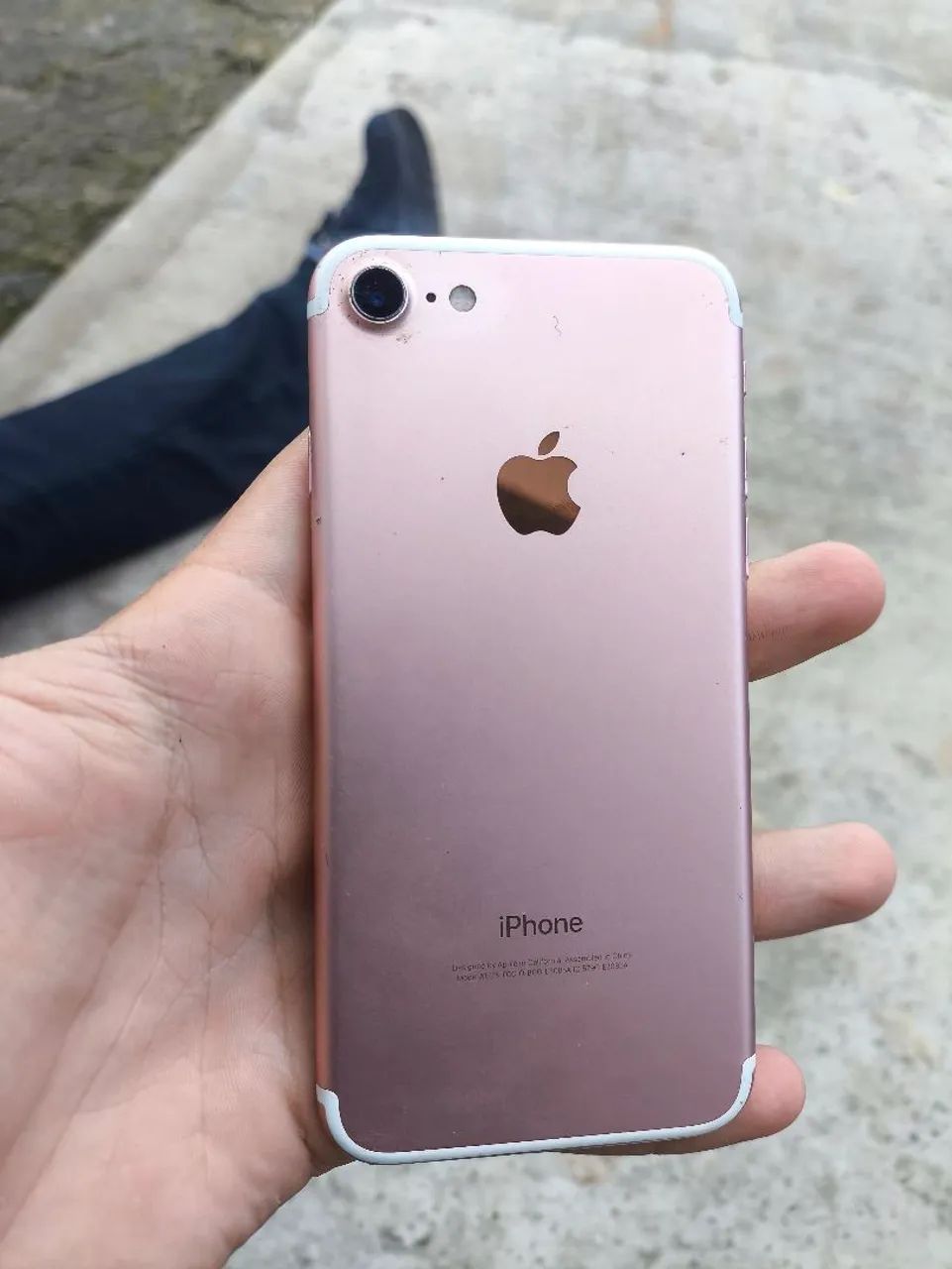 iPhone 7 128 GB com defeito na câmera traseira  - Foto 4