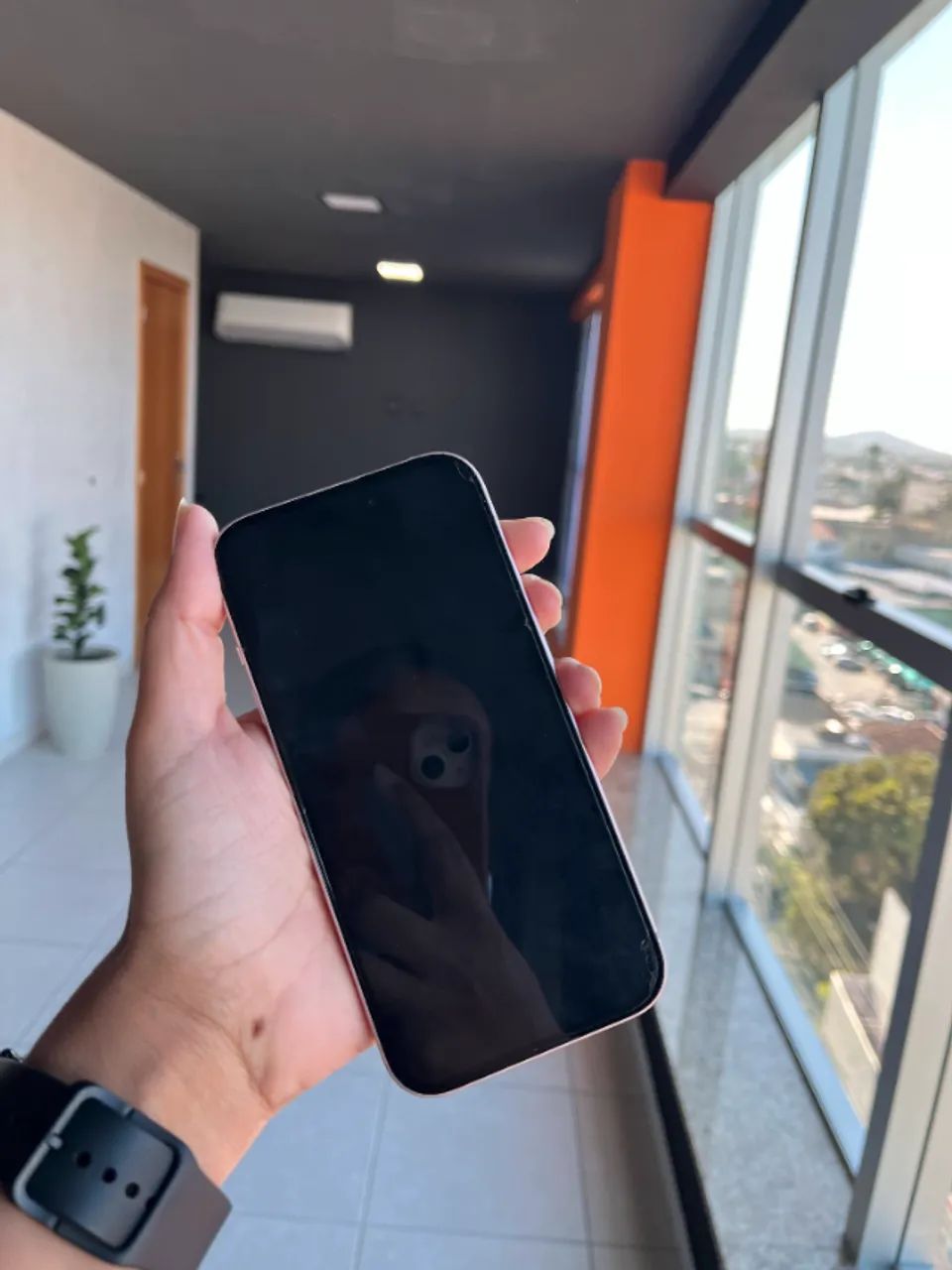 iPhone 15 em PERFEITO ESTADO~F87 - Foto 3