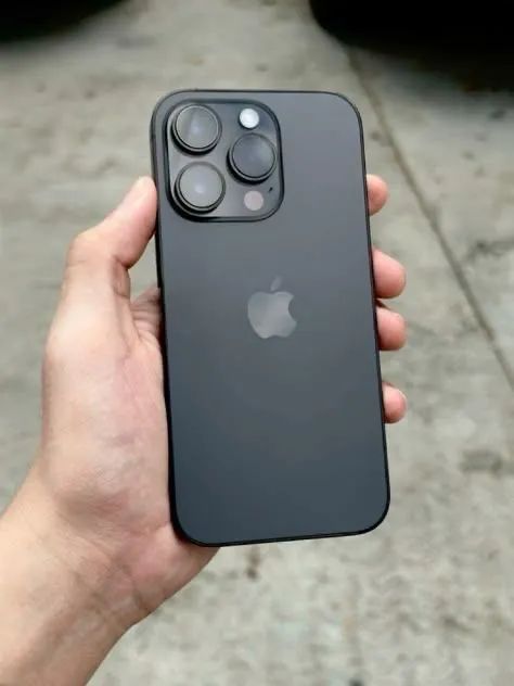 iPhone 14 Pro - Foto 2