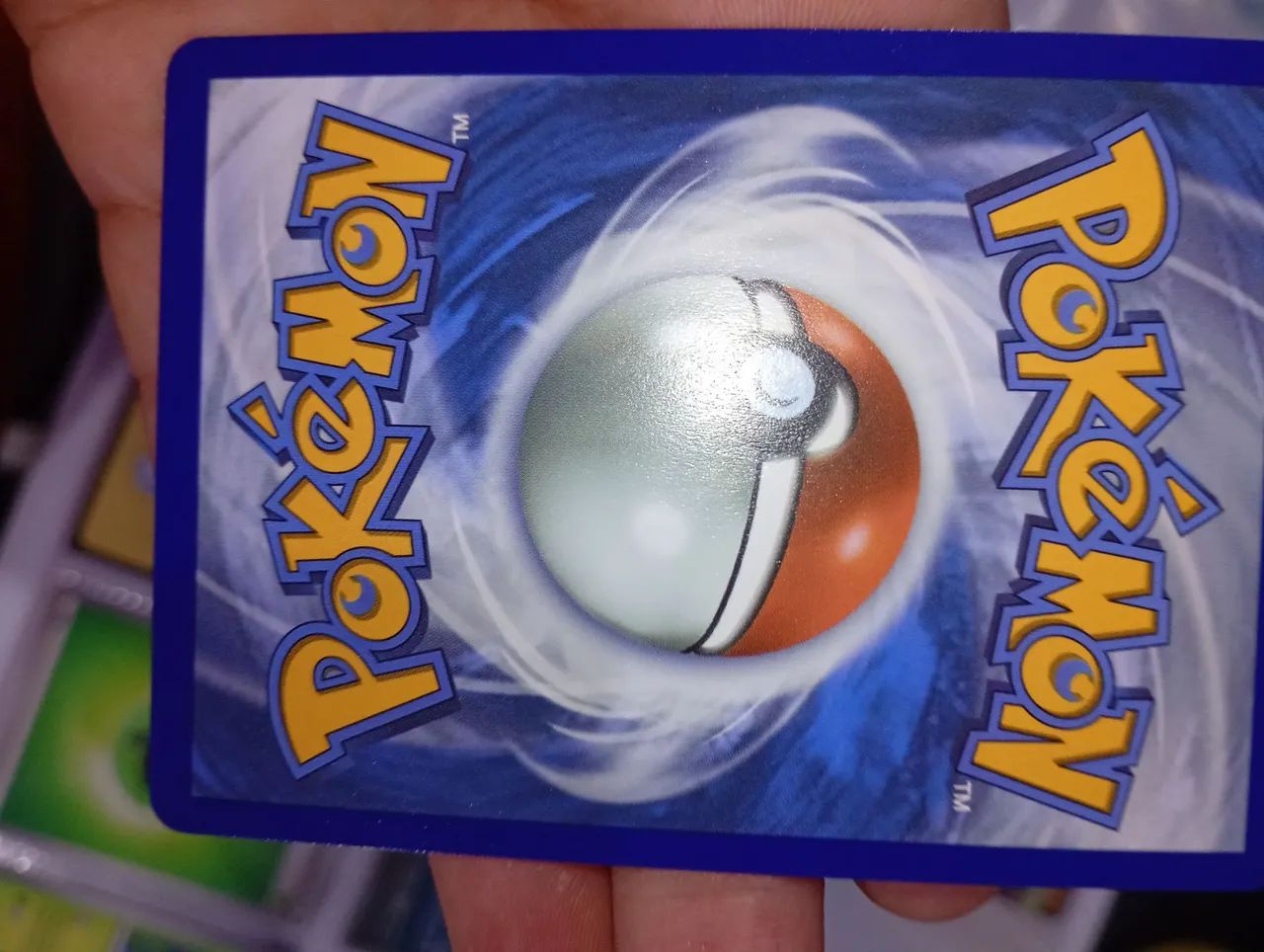 Carta pokémon da coleção escuridão absoluta. Manectric - Foto 3