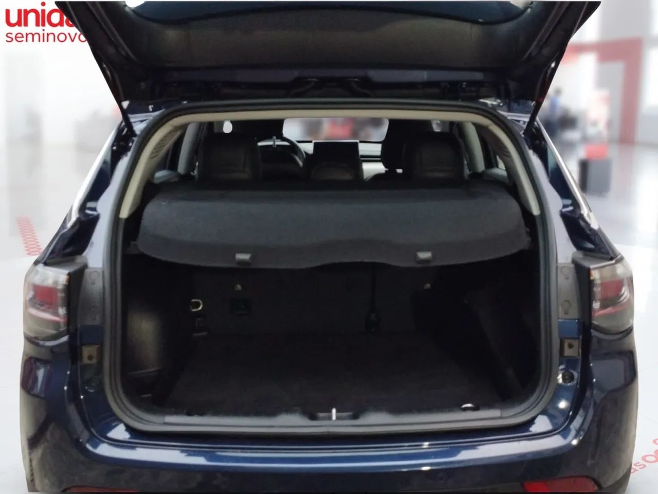 Jeep Compass LONG. T270 1.3 TB 4x2 Flex Aut., foto 13 de 13