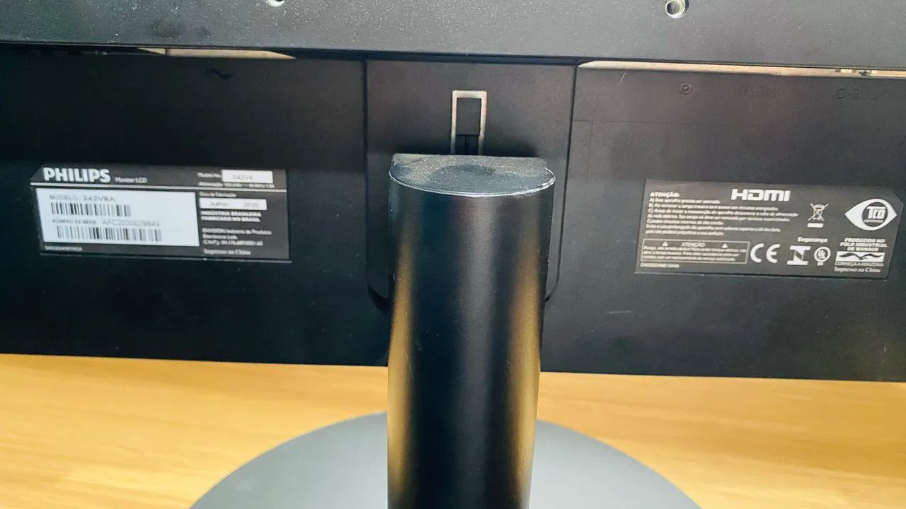 Monitor 24 para retirada de peça 