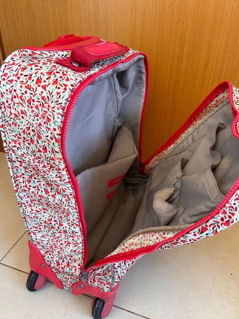 Mochila de rodinhas Kipling  - Foto 4