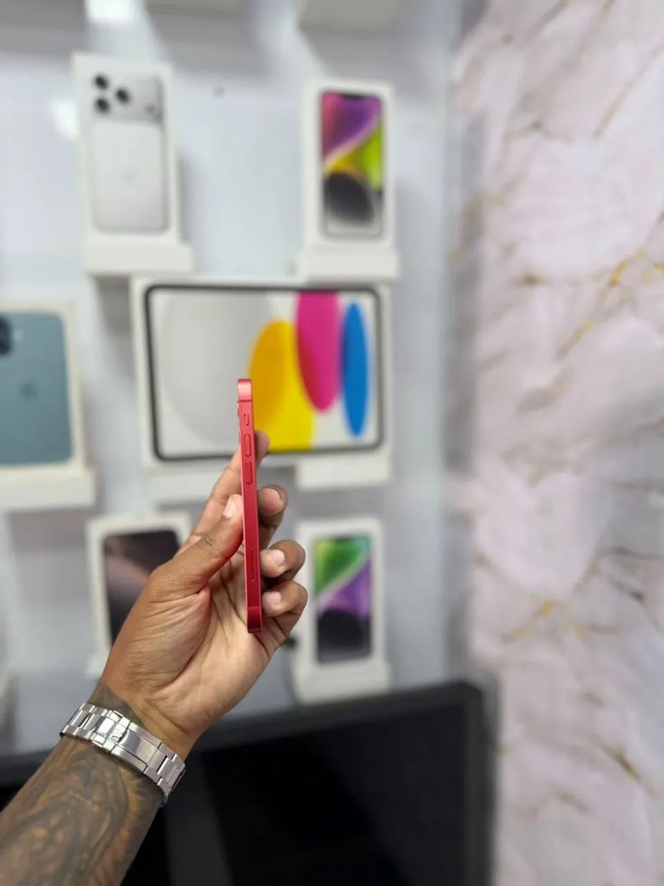 IPHONE 12 MINI 128GB SEM FACE ID VERMELHO<br>R$ 1.299,00