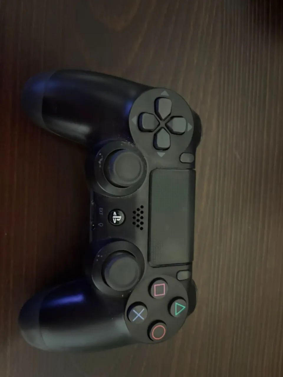 Controle genéricode ps4 com defeito
