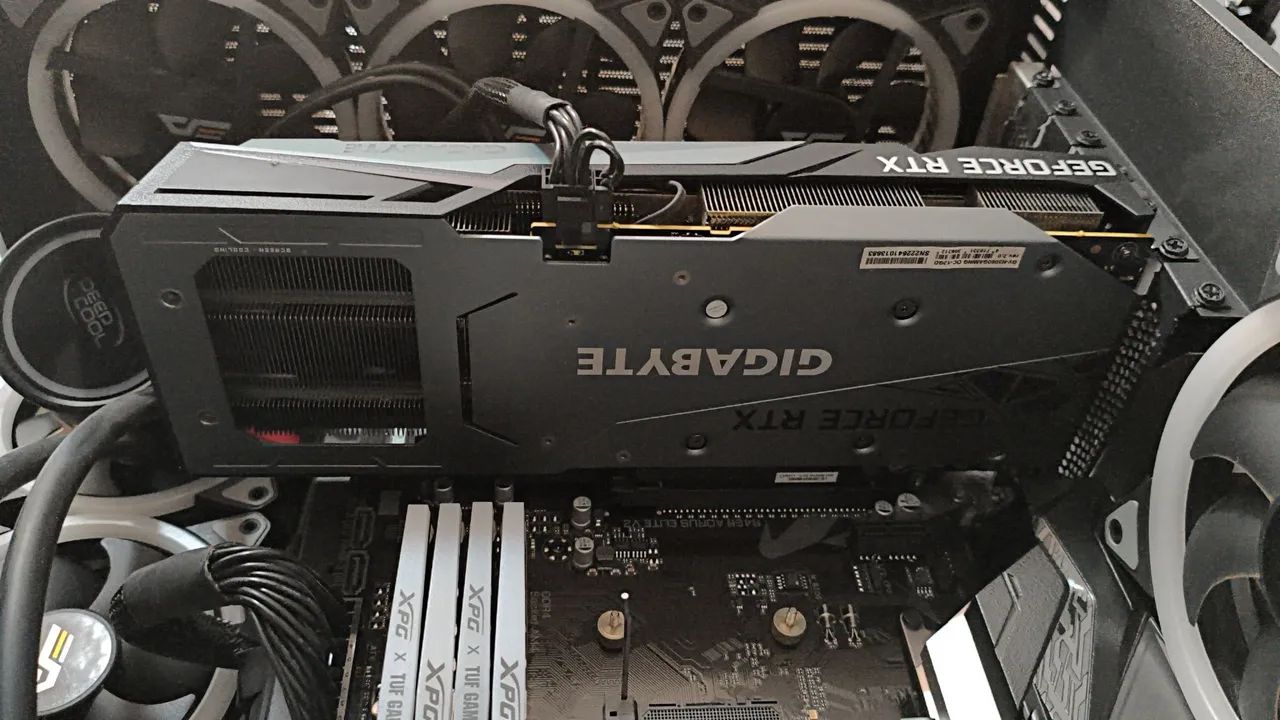Rtx 3060 12 GB 3 FAN Giga Byte  - Foto 3