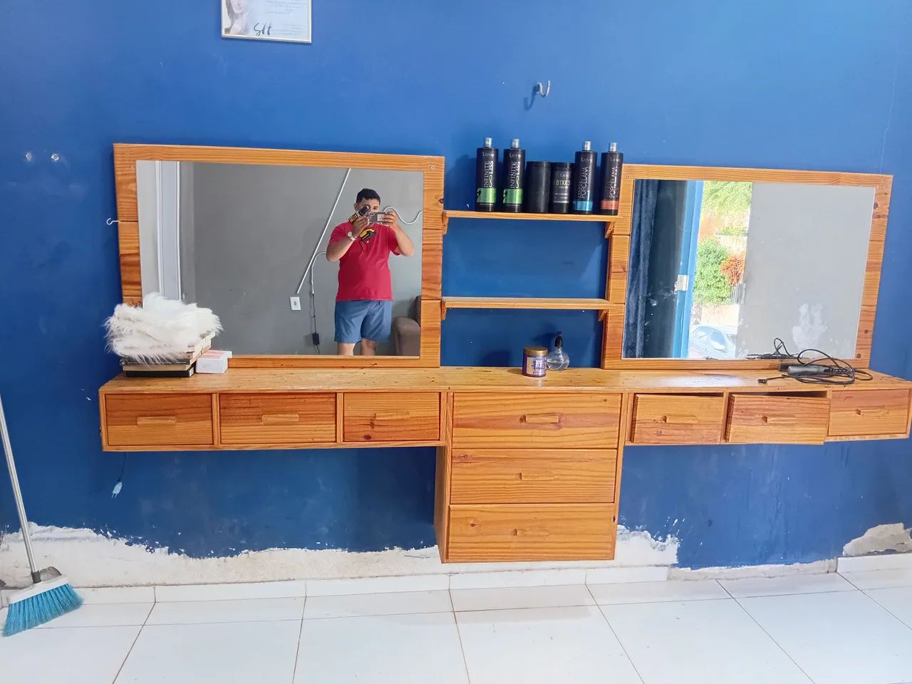 Bancada pra barbearia 3 MT dois lugar 
