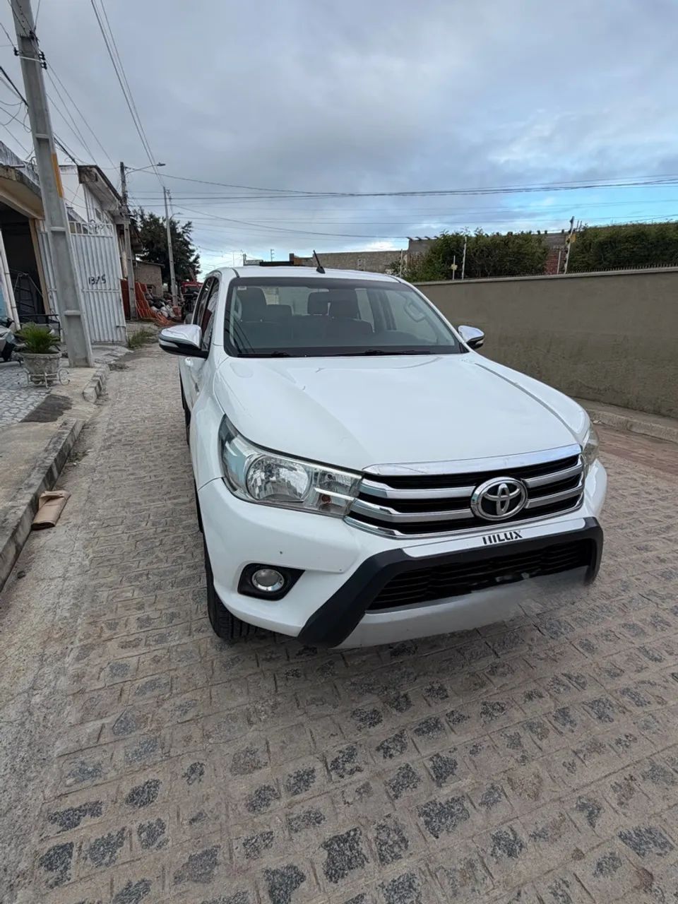 Toyota Hilux CD 4X4 2.8 DIESEL AUT. 2017