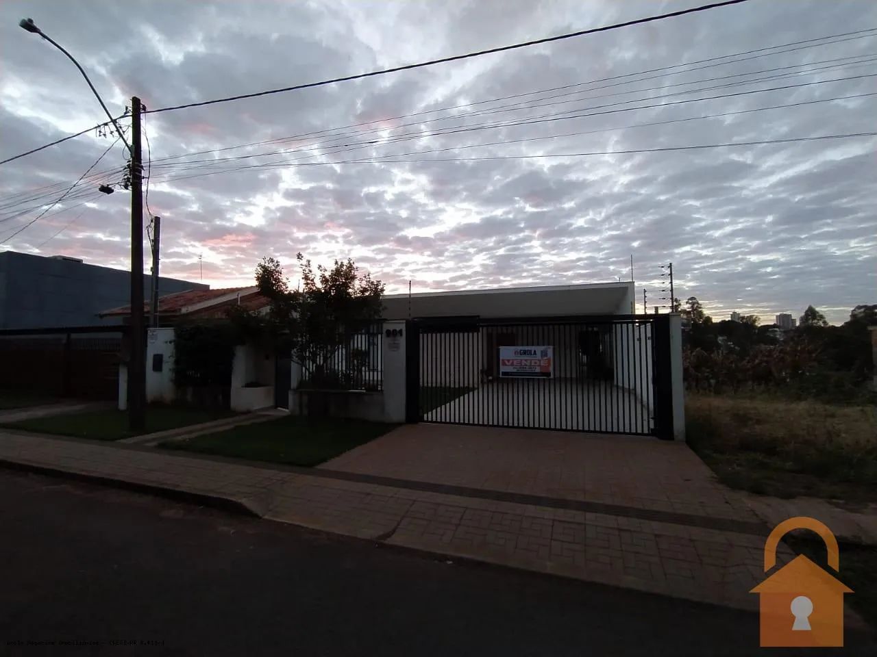 Casa à Venda Em Campo Mourão - Foto 2