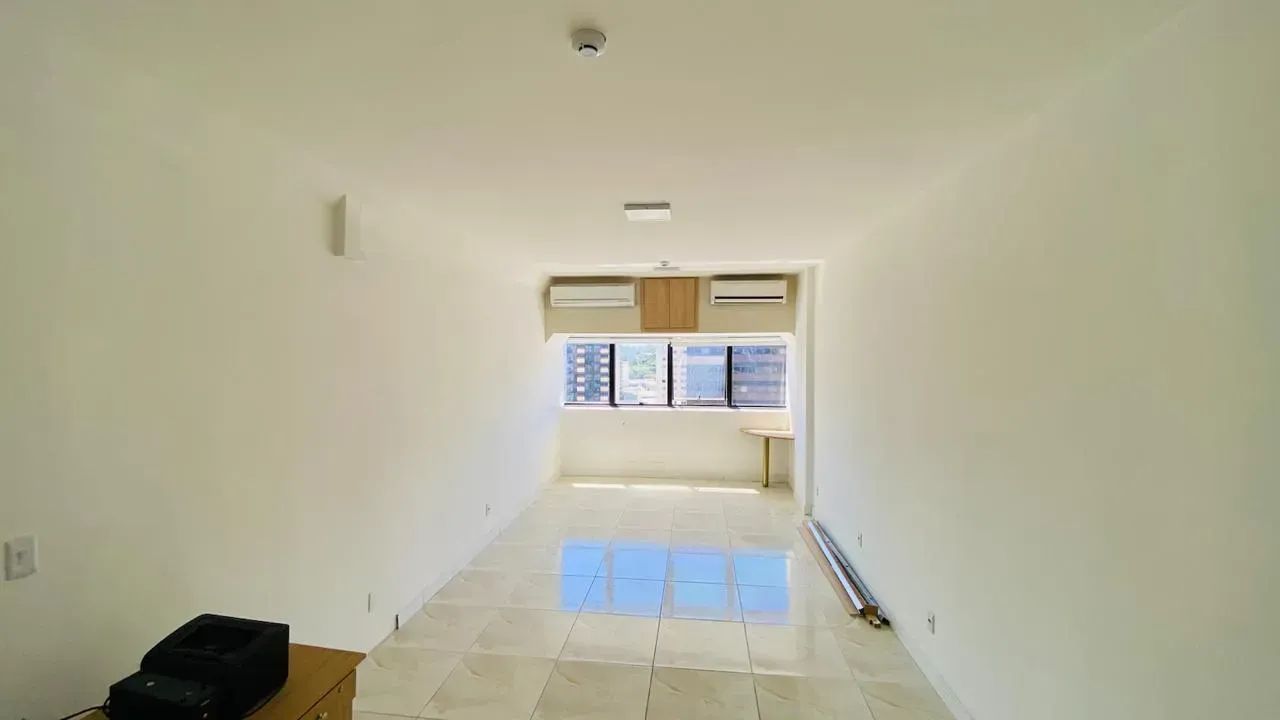 ALUGO SALA COMERCIAL 30m