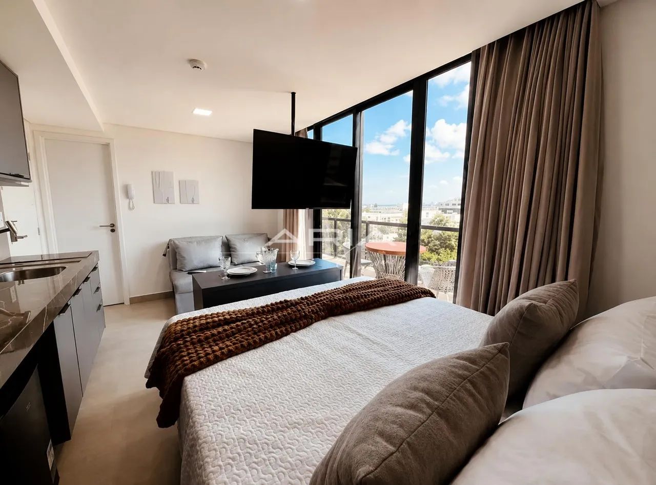 Flat no Jardim Oceania à Venda 50m do Mar e Porteira Fechada 1