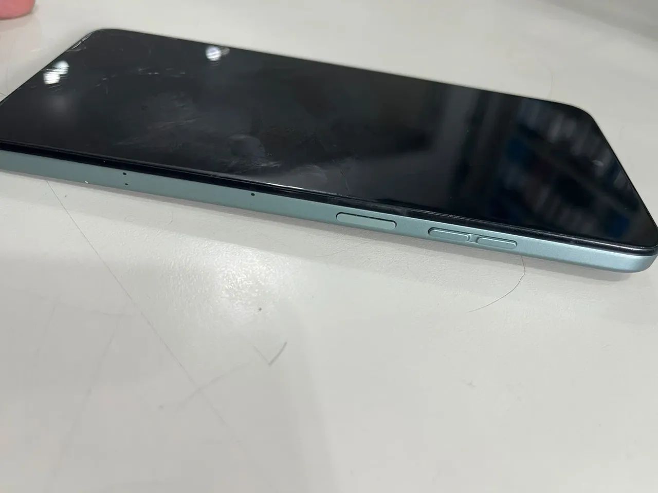 MOTO G35 COM TELA TRINCADA  - Foto 4