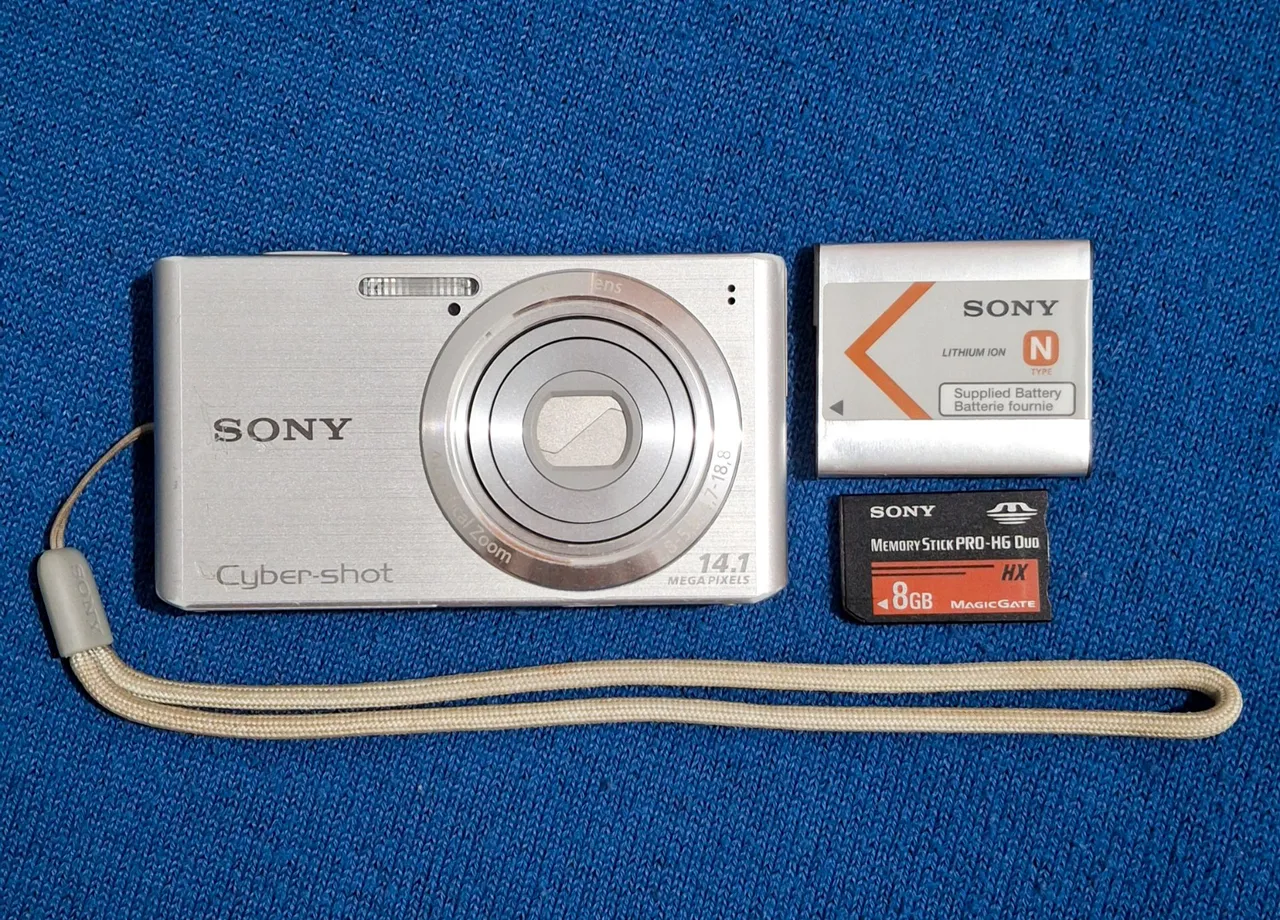 Nikon Coolpix S3600 Rosa (20Megapixels) - Câmeras e Filmadoras
