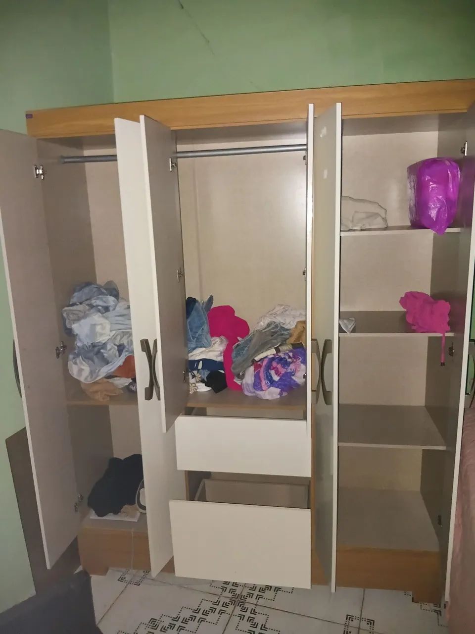 Vende se este guarda roupa  - Foto 2