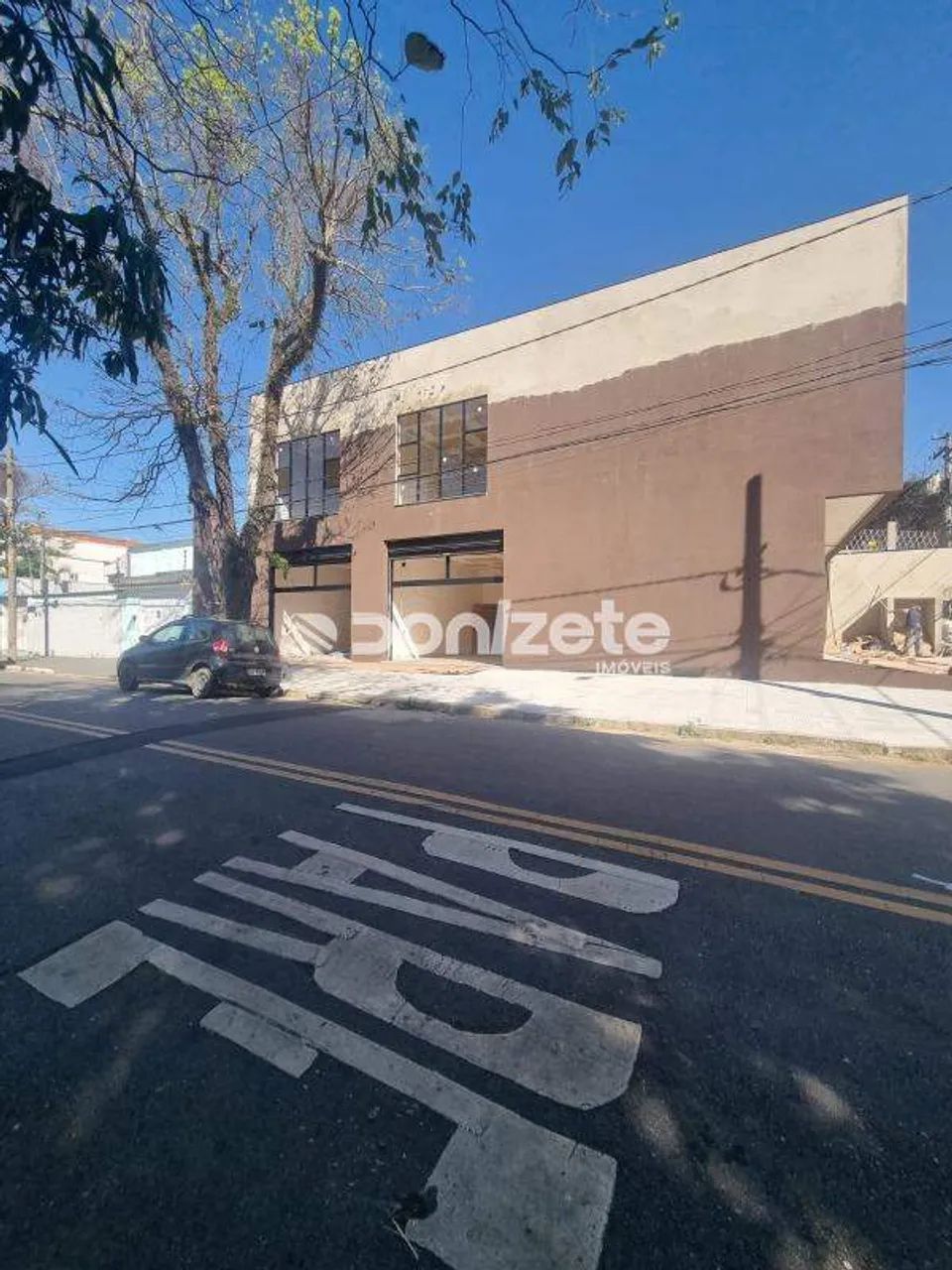 Galpão Comercial para Alugar na Vila Alpina, Santo André (105 m²)