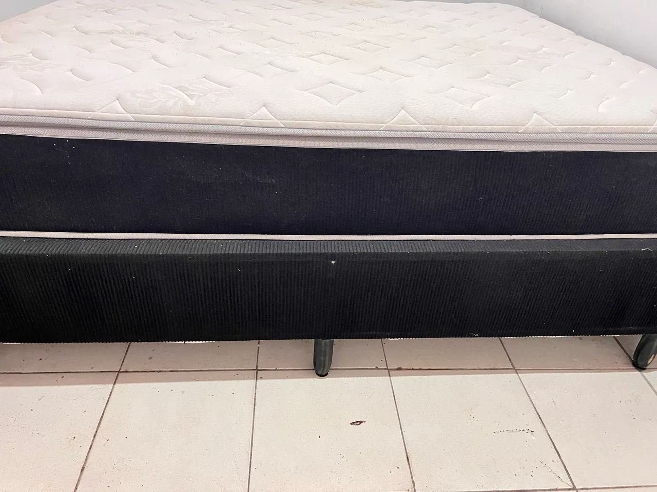 Vendo cama Queen  - Foto 2