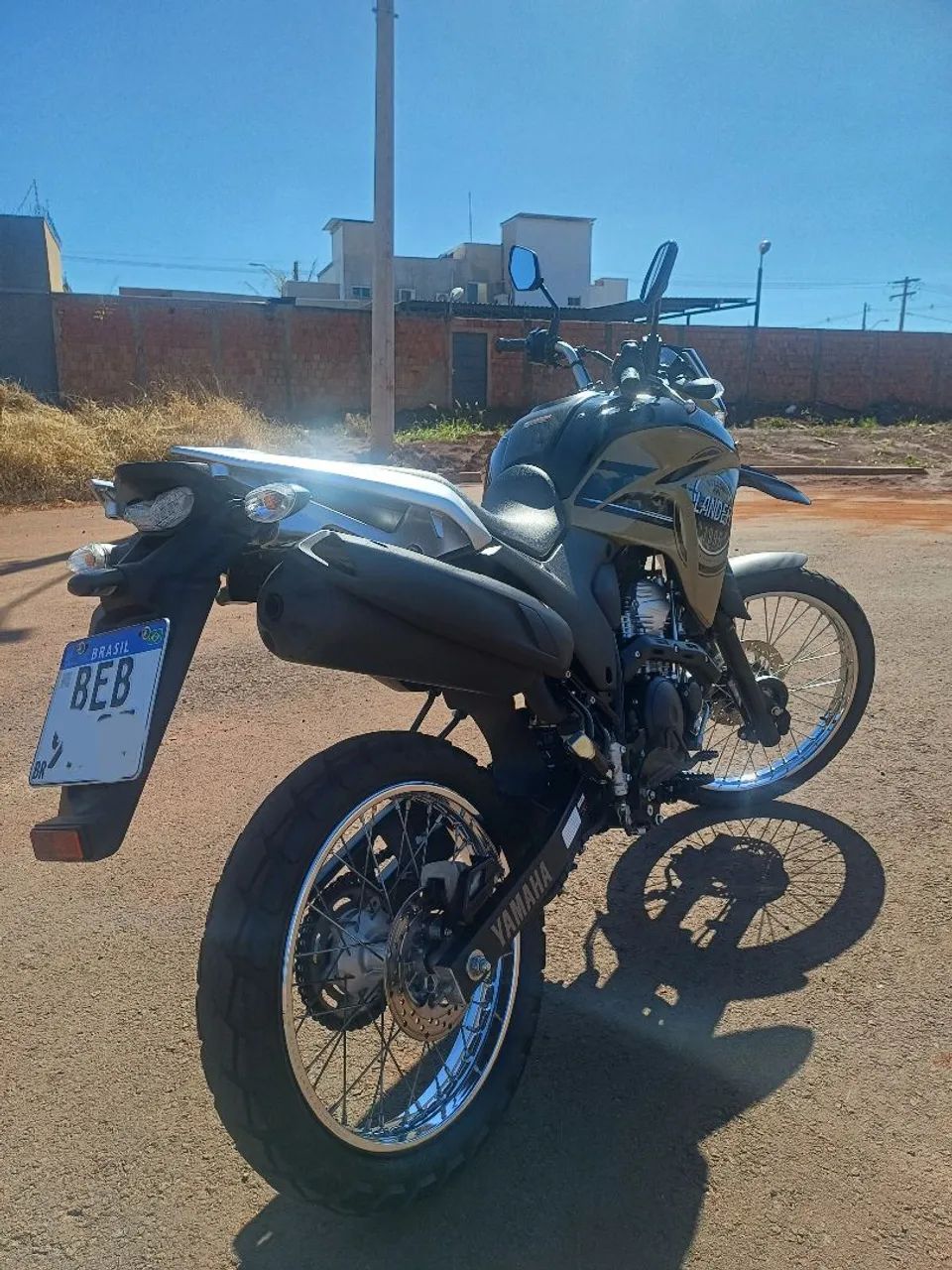 XTZ Lander - Foto 3