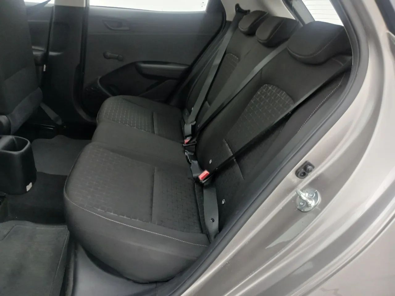 Hyundai HB20 Comfort 1.0 Flex 12V Mec., foto 17 de 18