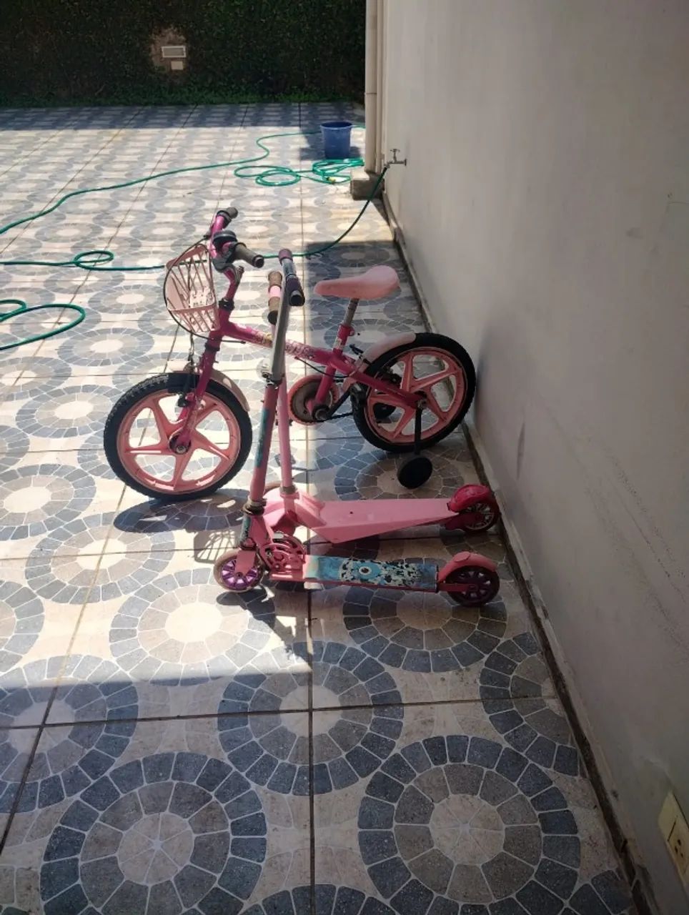 Bicicleta Infantil + 2 Patinetes - Ótima oportunidade - Foto 2